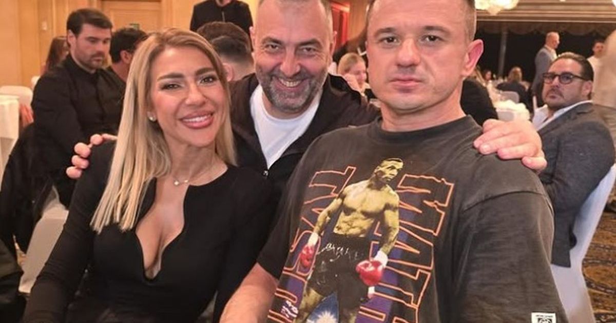 Tigar podelio sliku sa Jovanom iz Beča: Prvi put se drže za ruke, ona mu se obratila odmah