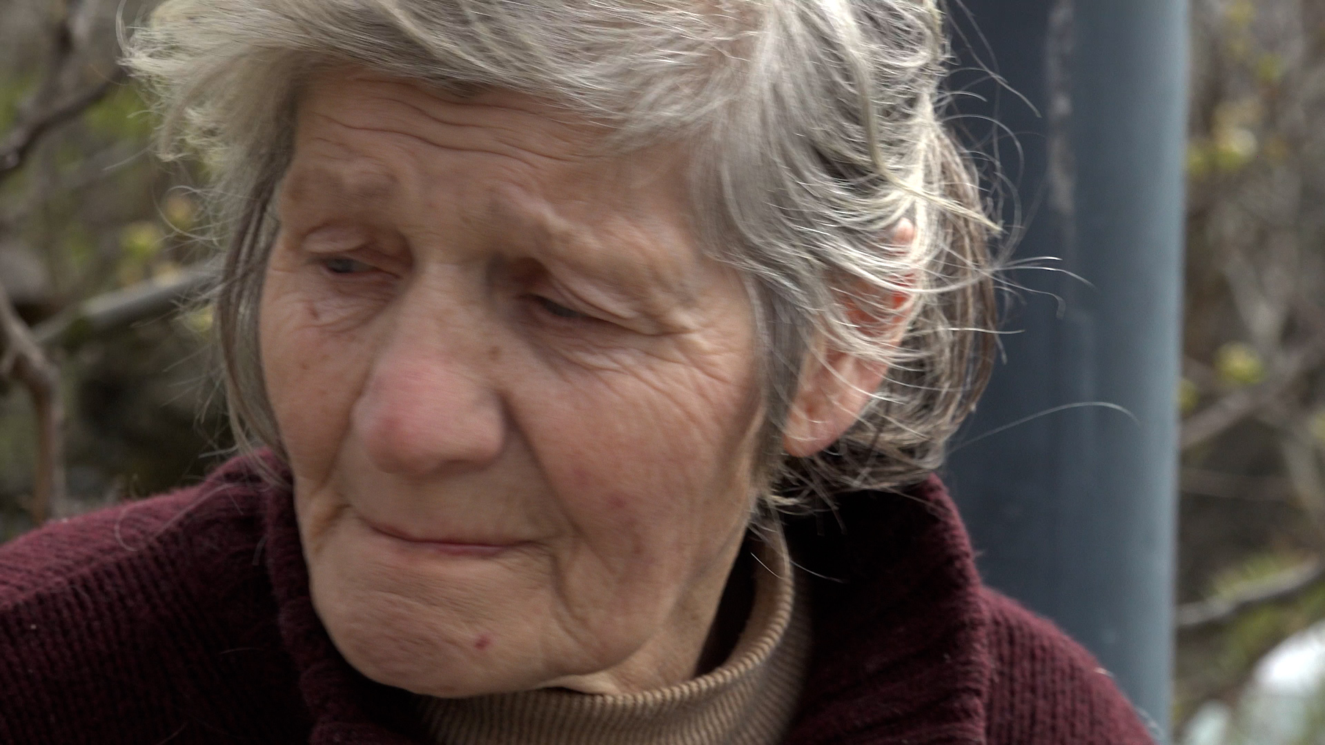 Ovoj baki iz Grocke je izgorela kuća puna kućnih ljubimaca: Fali joj još ŠEST hiljada evra za novi dom!