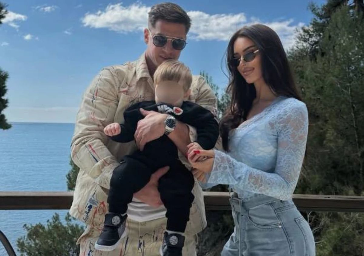 Davidova fatalna supruga ukrala poglede u čipkanoj bluzi: Par napustio Beograd sa sinom, evo gde se nalaze