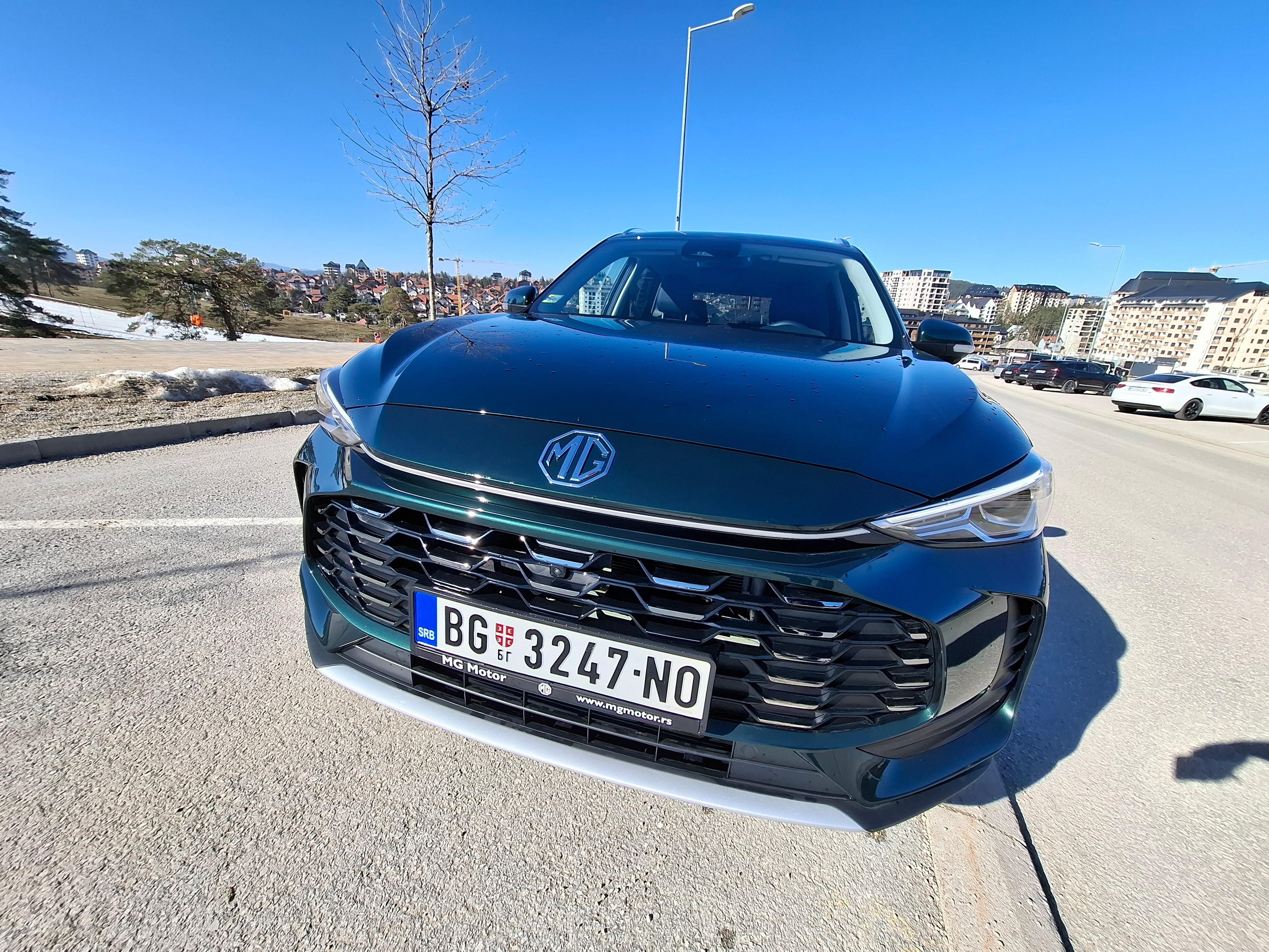 Vozili smo MG ZS hybrid +: Skoro 200 konja i mnogo jača struja, nekad je koštao 17.000€, ali ovo je novi model