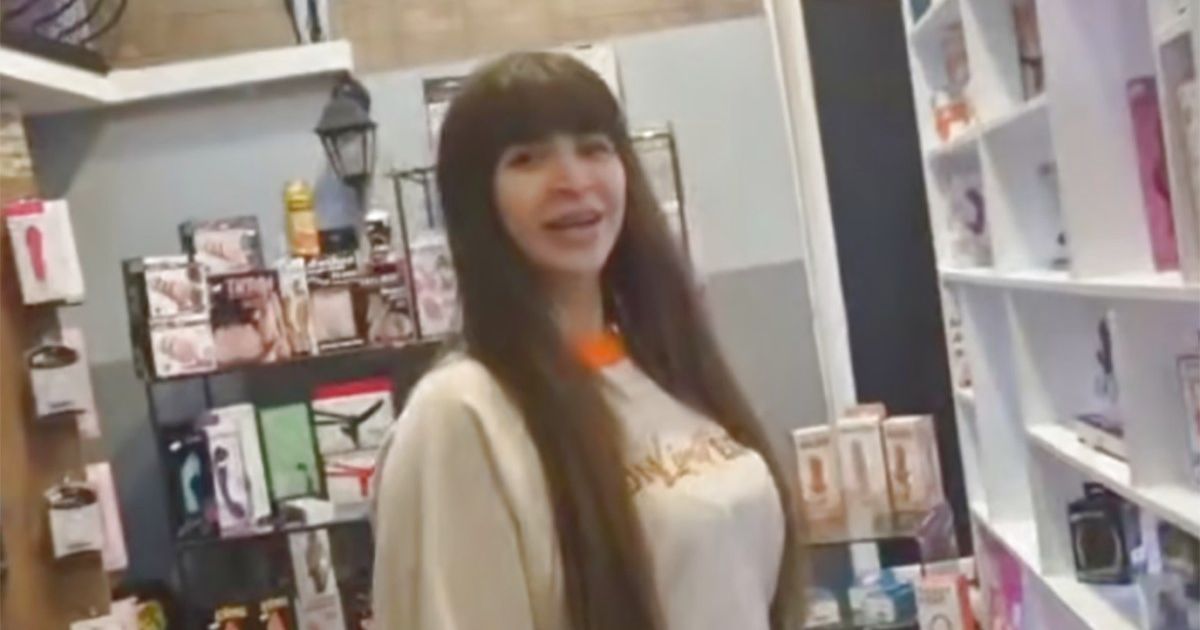 Miljana i Marija otišle u seksi šop, pa zajedno birale igračke za odrasle! Sve objavile, a onda su kažnjene