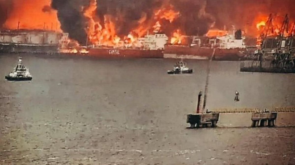 Ukrajina zadala Rusiji jedan od najtežih udaraca u ISTORIJI: Pogledajte kako gore najveće naftne luke