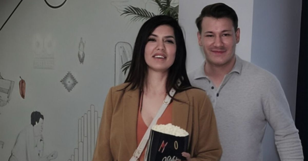 Tanja Savic's Fiancé Bought Popcorn for the Concert! The Singer Arrived in a Tank Top, Was an Hour and a Half Late