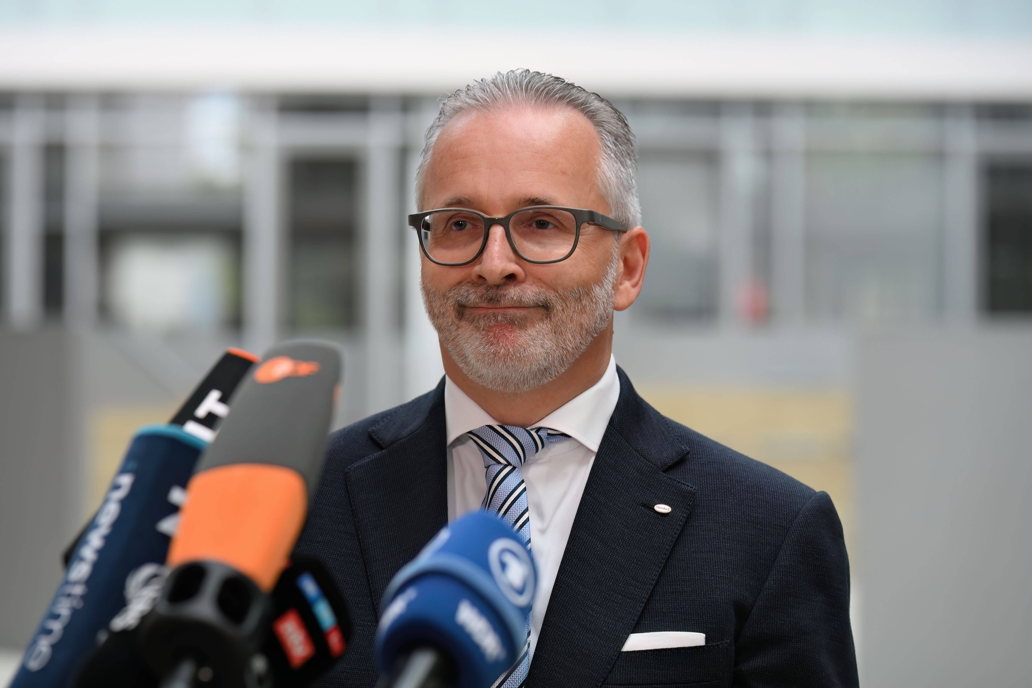 Ovaj šampon košta skoro 4.000 dinara, Henkel odlučio da kupi brend: Akvizicija vredna 1,21 milijardu evra