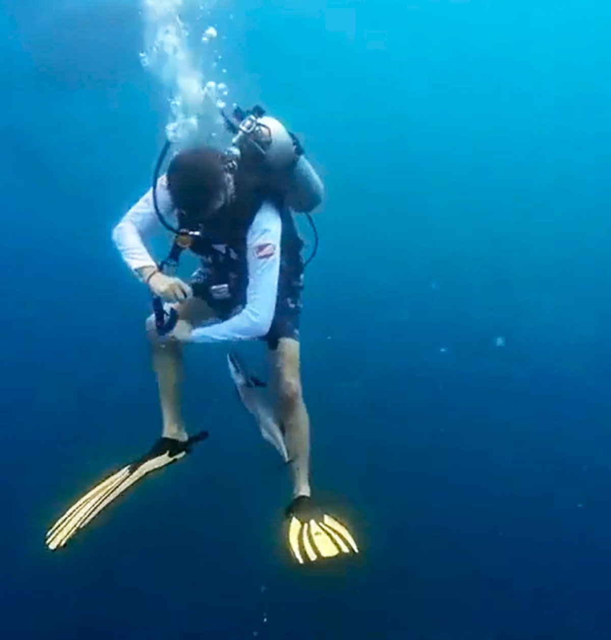 Uživao je u ronjenju, a onda se iza njega stvorila ogromna senka: "Zato se plašim okeana!"