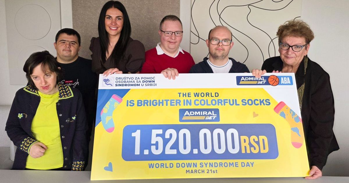 Humanitarian campaign 'The world is more beautiful in colorful socks' concluded