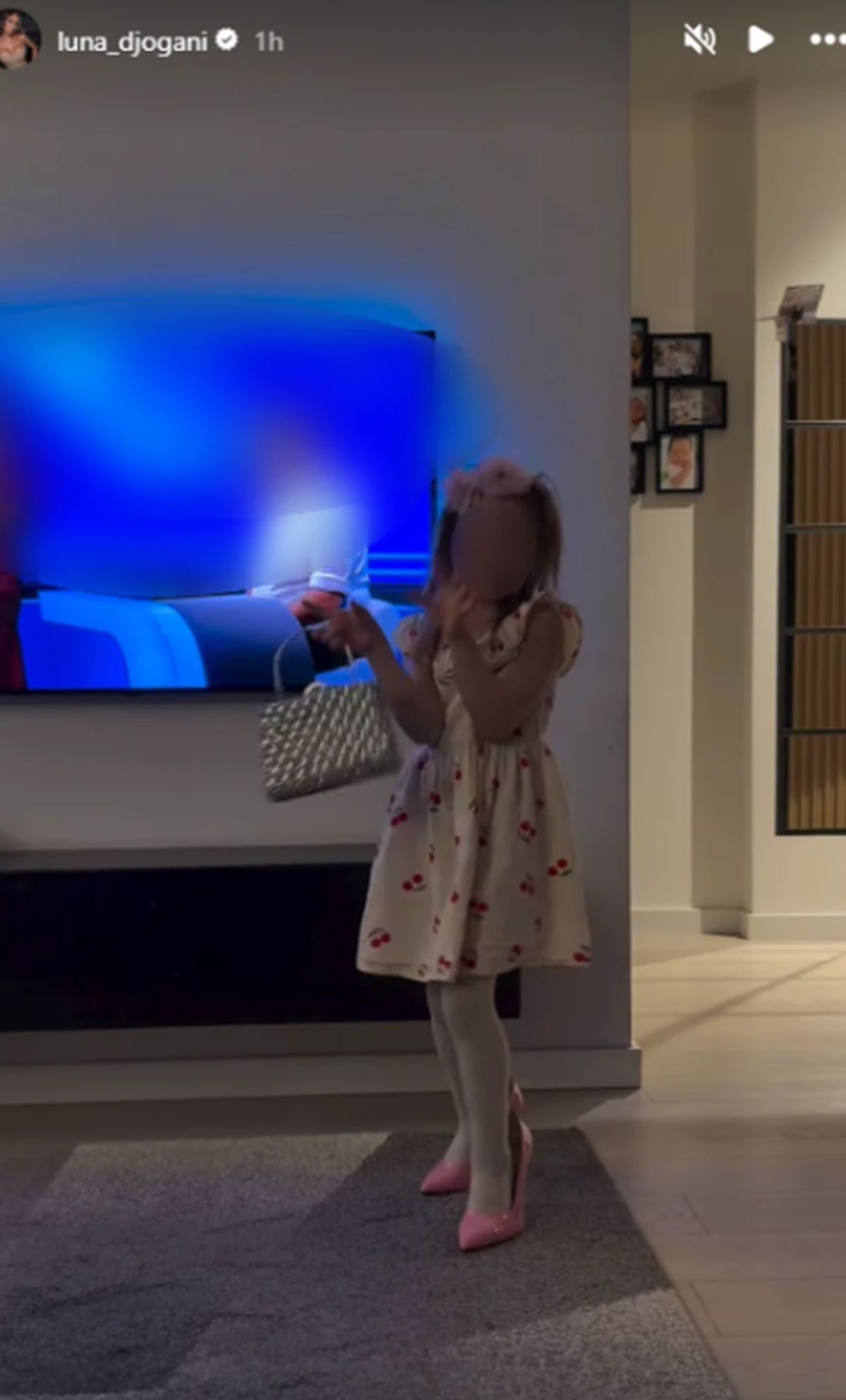 Lunina ćerka ukrala šou, šeta u štiklama kao na modnoj pisti: Prizor iz njenog i Markovog doma raznežio sve