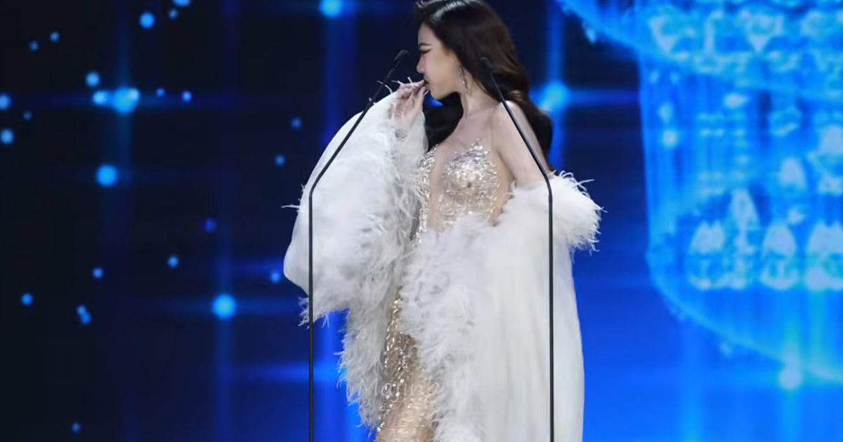 Kakav BLAM! Takmičarki na izboru za mis ispala keramička vilica tokom govora, sve iznenadila njena reakcija