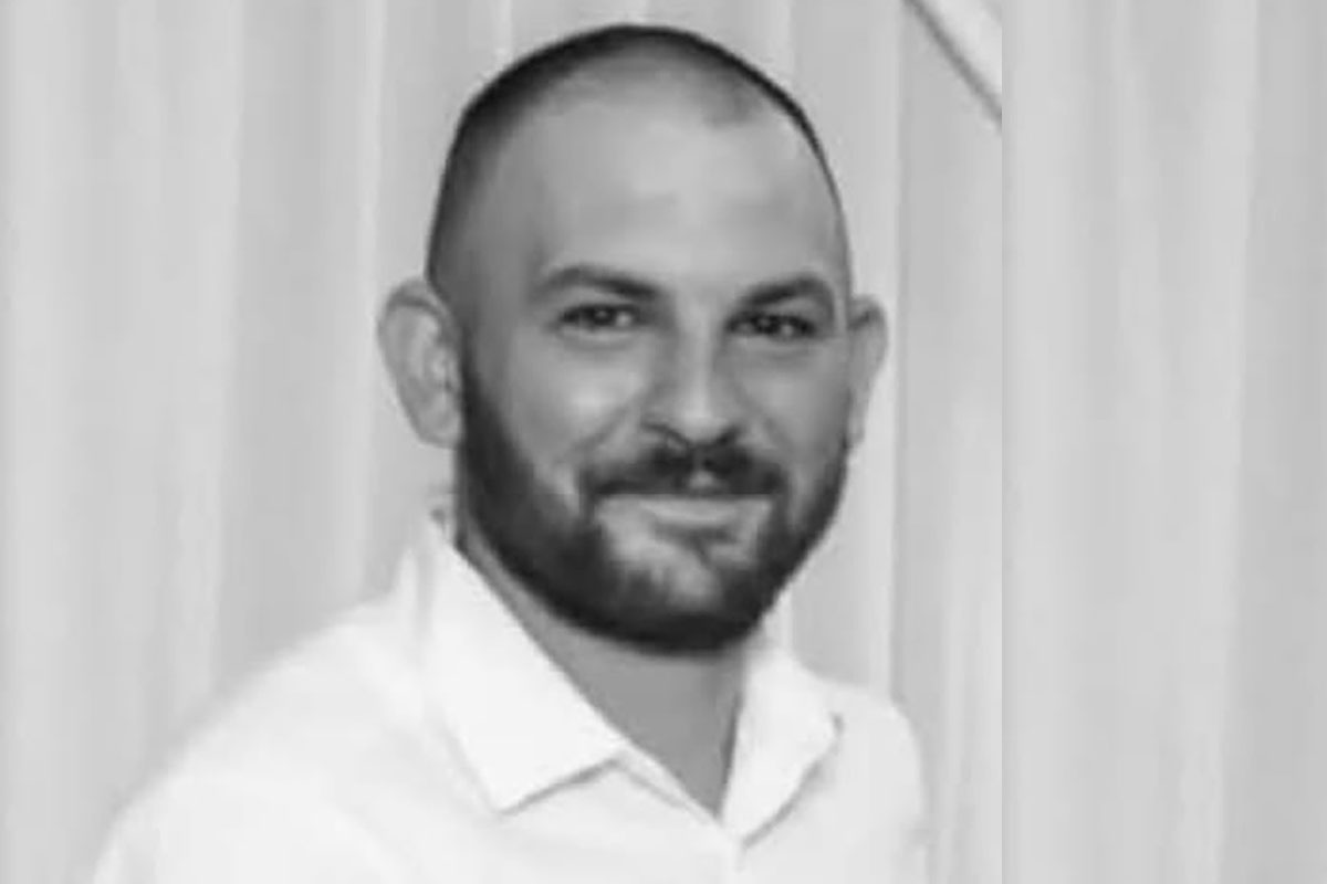 Sahranjen otac koji je izabrao smrt da bi mu deca živela: Uzdin u suzama ispratio Marka (28) u večnost