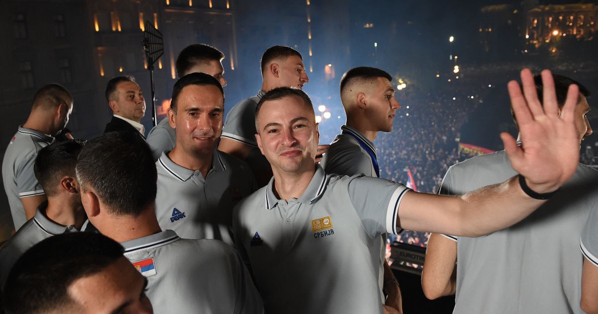 Osvajao medalje sa Pešićem i Srbijom, trenirao Zvezdu, a sada preuzeo Virtus posle smene Ivanovića