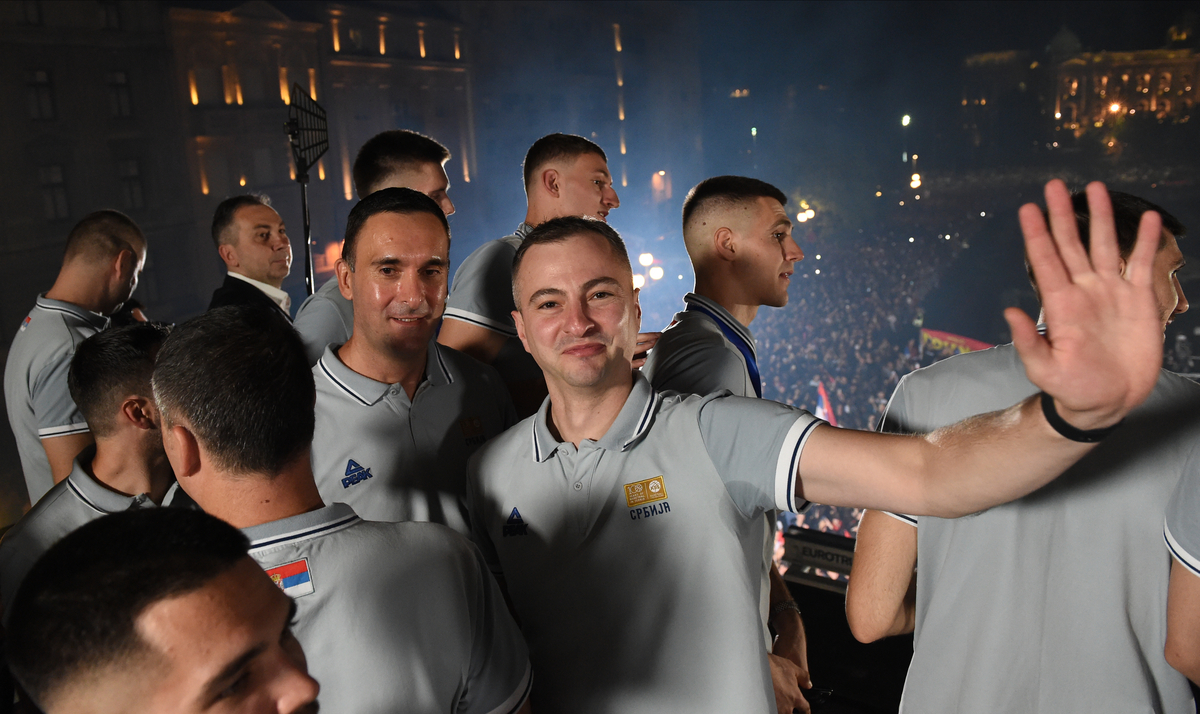 Osvajao medalje sa Pešićem i Srbijom, trenirao Zvezdu, a sada preuzeo Virtus posle smene Ivanovića