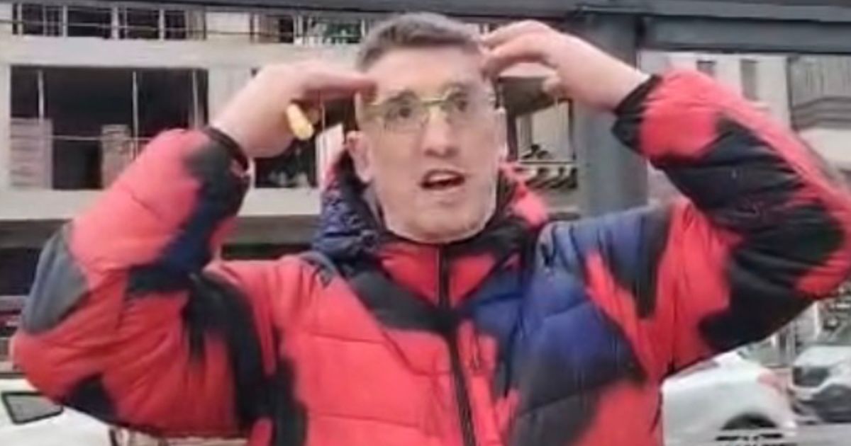 Kristijan Golubović urla na sahrani Stele Savić! Obratila mu se ova žena, on odmah zapenio: 