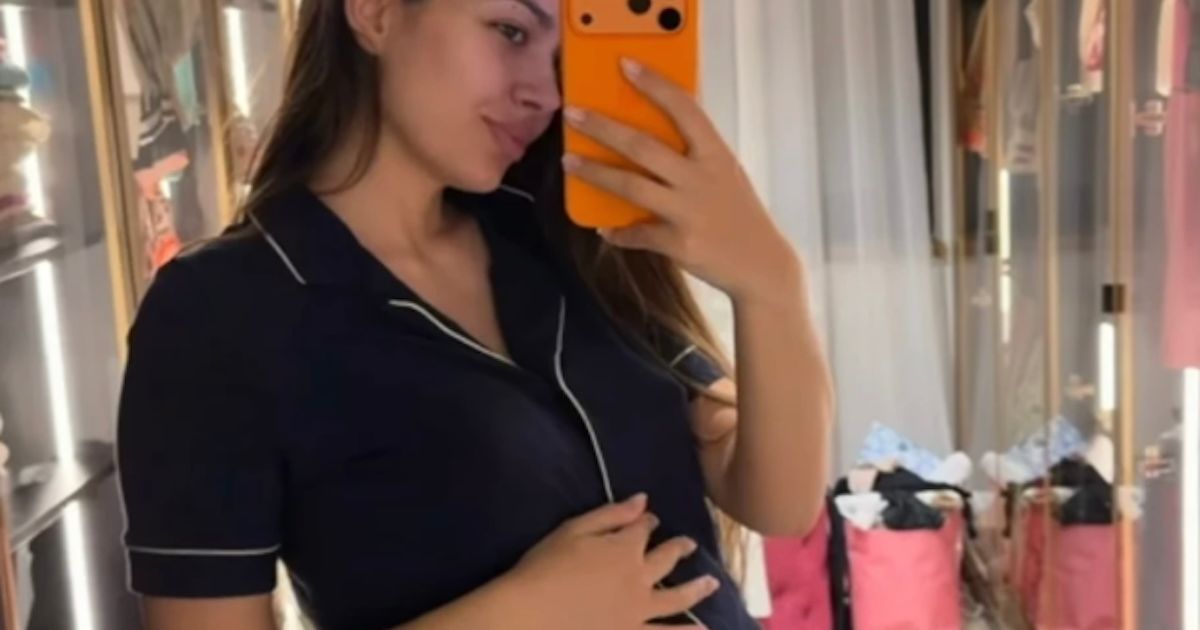 Trudna Đokovićeva bivša snajka: Atraktivna brineta bila u vezi sa Đorđem 6 godina, a razišli se zbog...