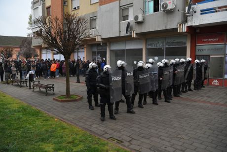 Srbija izbori, Kula, Crvenka