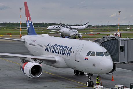 Air Serbia Airbus A319 Helsinki airport