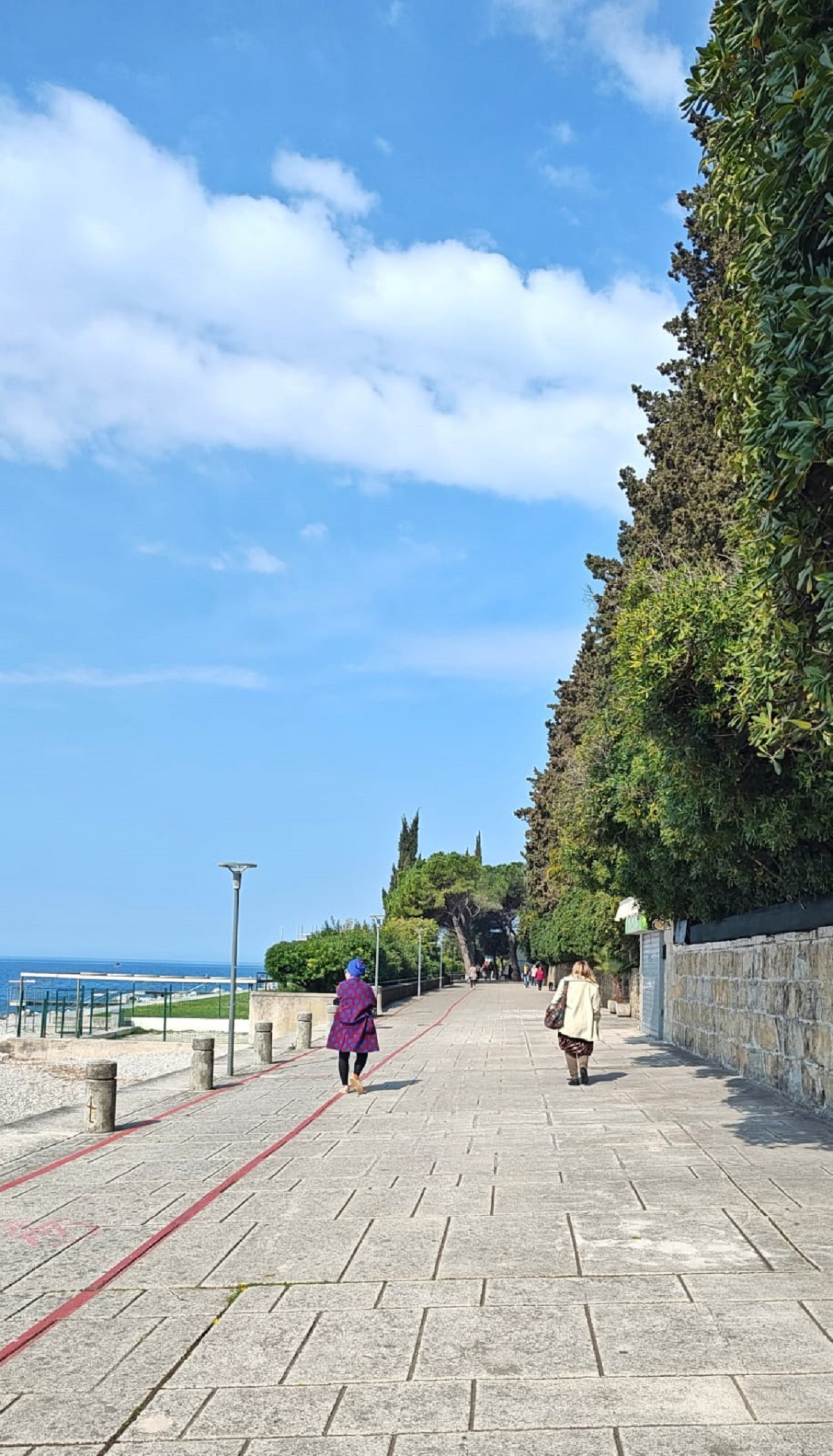 Čuvena plaža na Jadranu zatvorena nakon izlivanja goriva