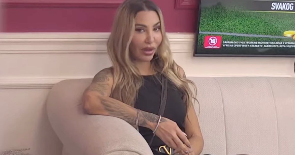 Pogledajte šta je Aneli uradila kad je Stanija ušla u Elitu, ovo je prva reakcija: Obratila joj se rečima...