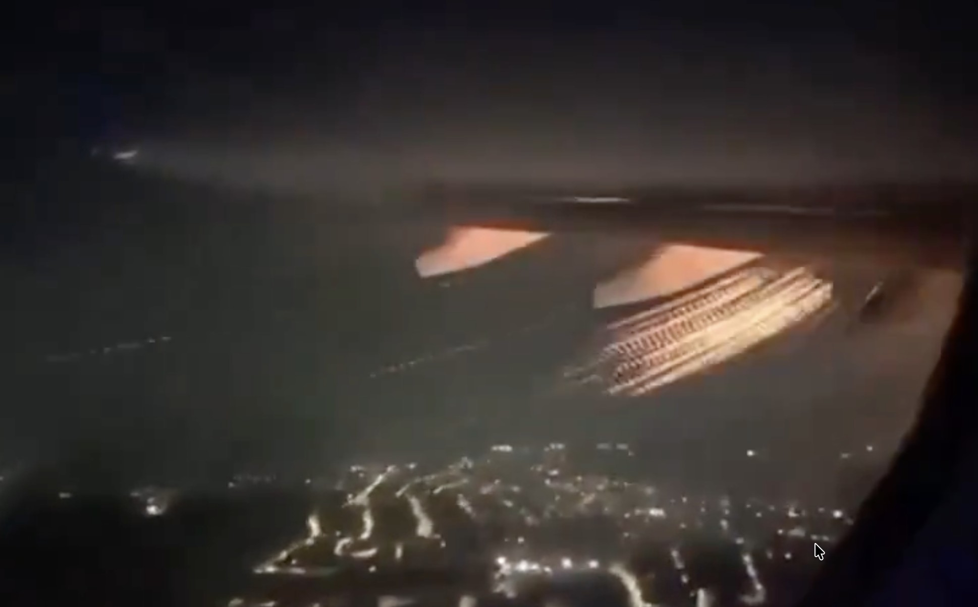 Avion Delte se vratio na aerodrom u Sao Paulu nakon što je levom motoru izbio plamen