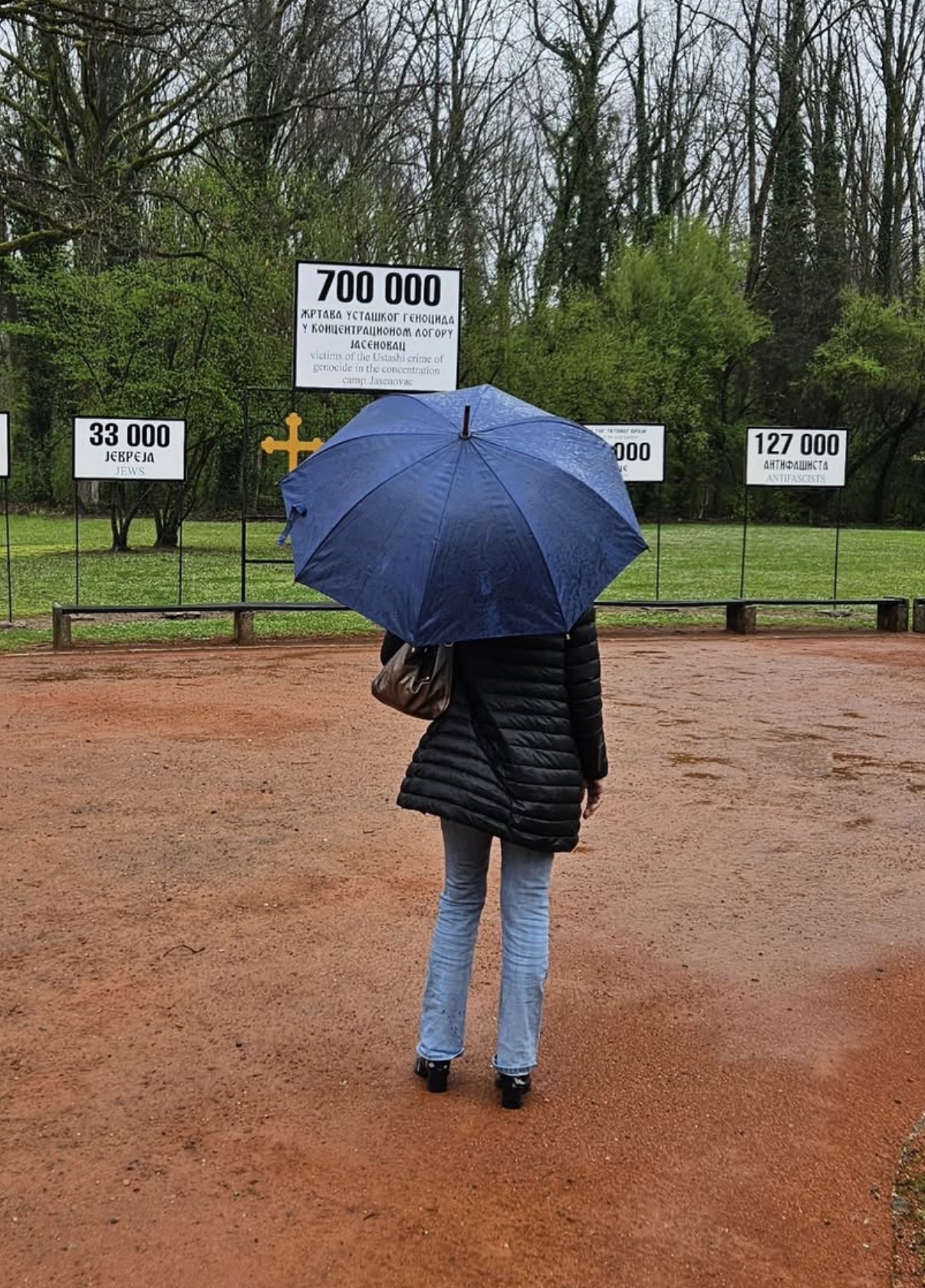 Poznata Beograđanka se oglasila sa mesta koje boli svakog Srbina: Slike su potresne