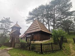 Crkva brvnara za Zlatiboru