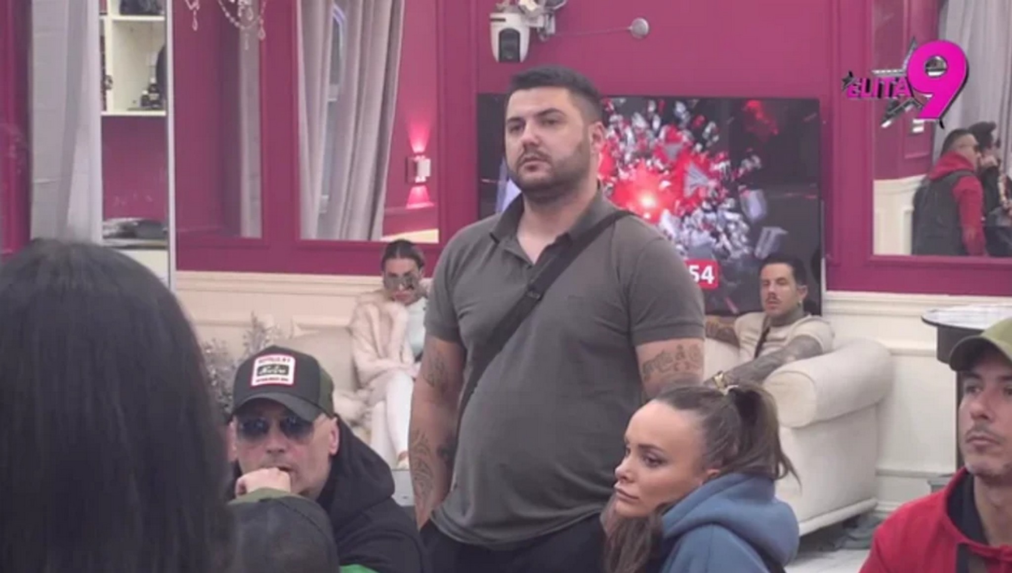 "Ošamarila sam ga kad sam saznala da ima ženu i dete" Suočavanje Stanije, Aneli i Asmina - haos u Eliti!