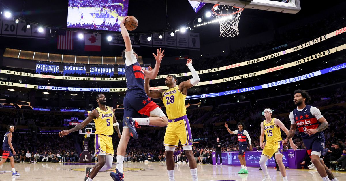 Raspoloženi Tristan Vukčević gledao novu magiju Lebrona! 