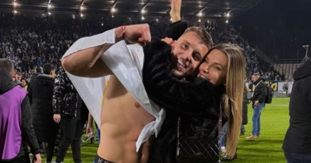 Serbian Woman Rushed Onto Field After BiH's World Cup Qualification, Her Husband Is Well Remembered by All Zvezda Fans