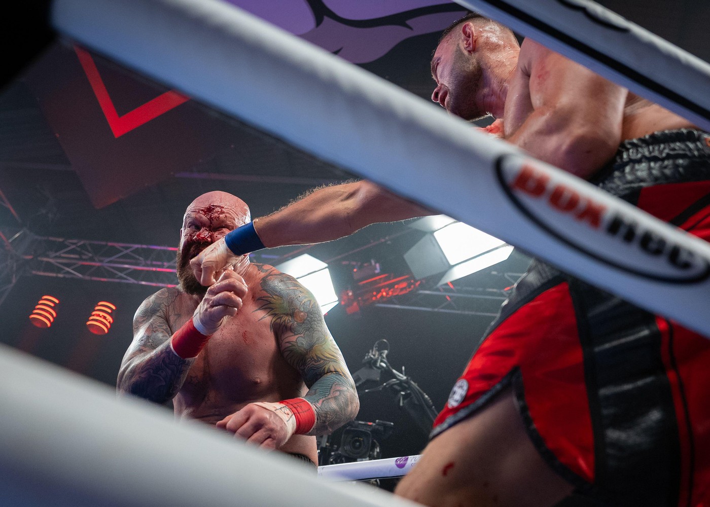 Spektakl: Dogovoren prvi "bare knuckle" događaj u Srbiji, Beograd spreman za bitku golim šakama!