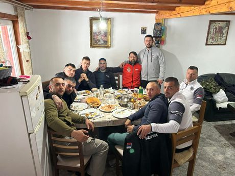 Srpski hodočasnici bratski dočekani na Žabljaku