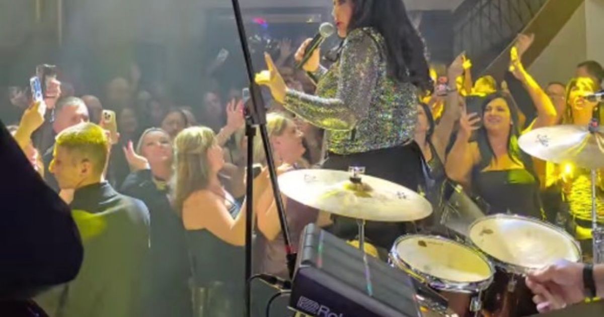 Šlic do kuka i šljokičasti sako, Dragana Mirković se utelga, pa napravila haos u Las Vegasu