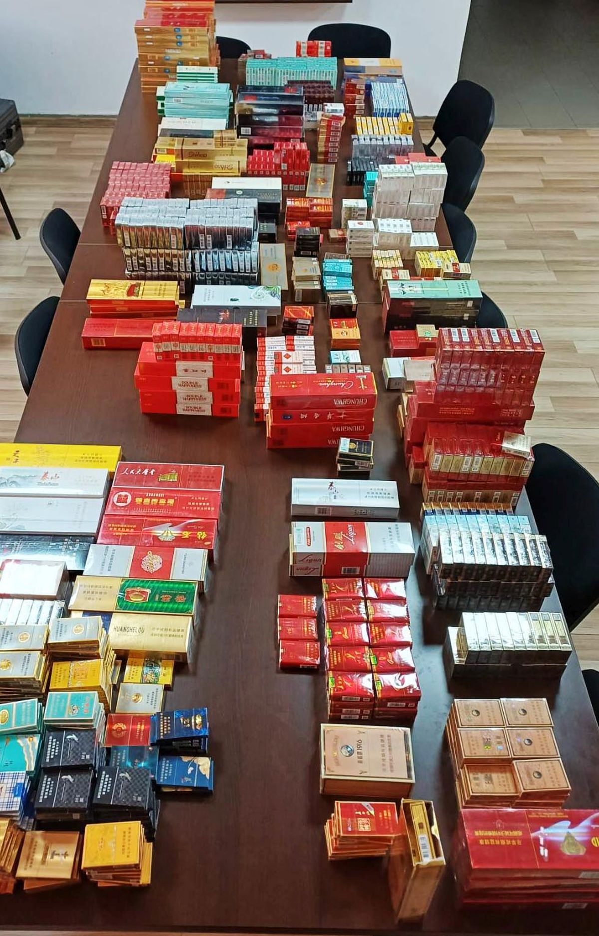 Kineski državljanin uhvaćen u Zrenjaninu sa više od 2000 paklica nelegalnih cigareta