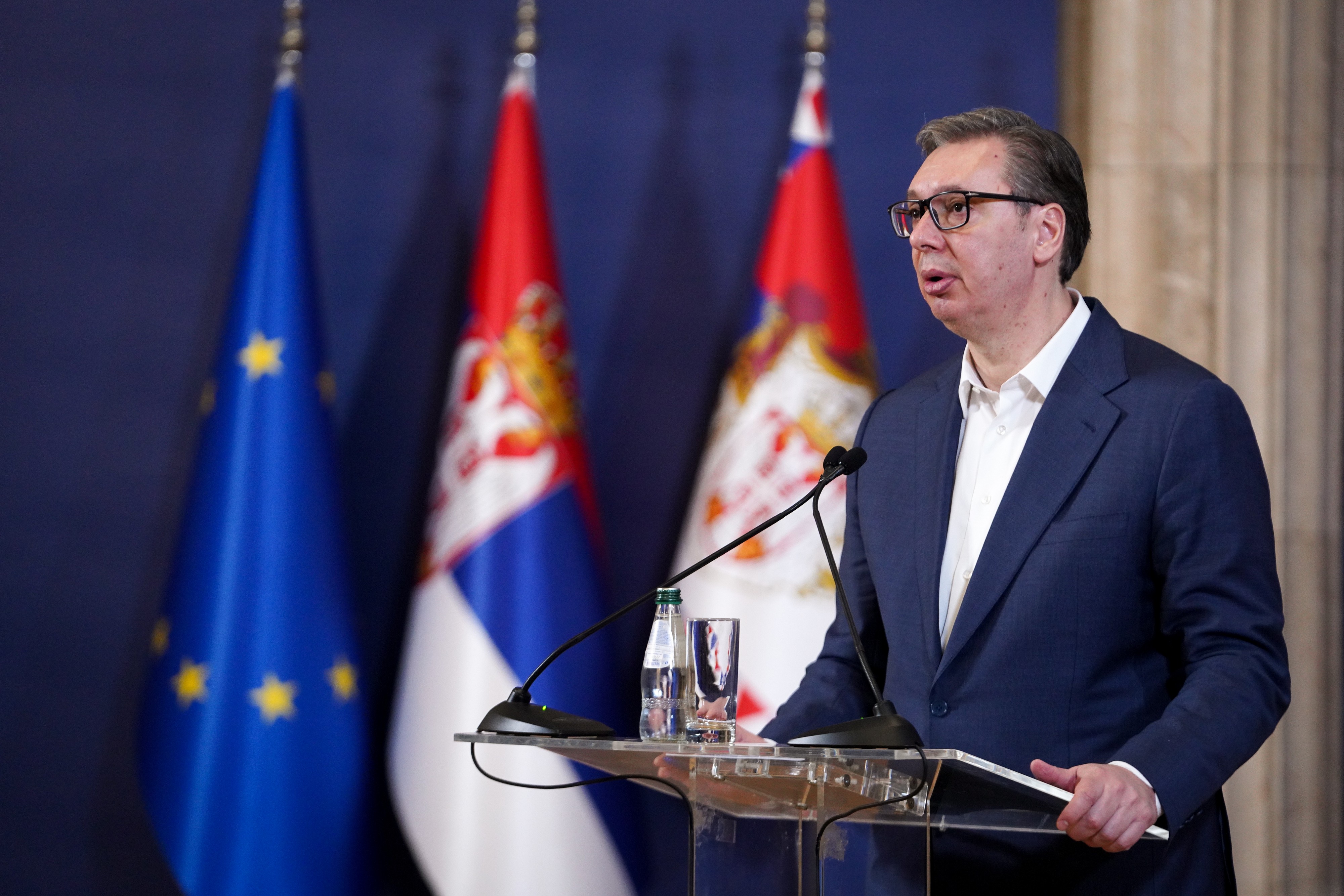Vučić čestitao Vaskrs: Porodični sto je mesto gde se svi okupljaju i razgovaraju