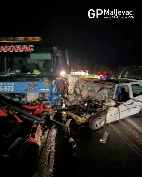 Novo Selo: Poginuo svećenik Nenad Mitrić i njegova supruga