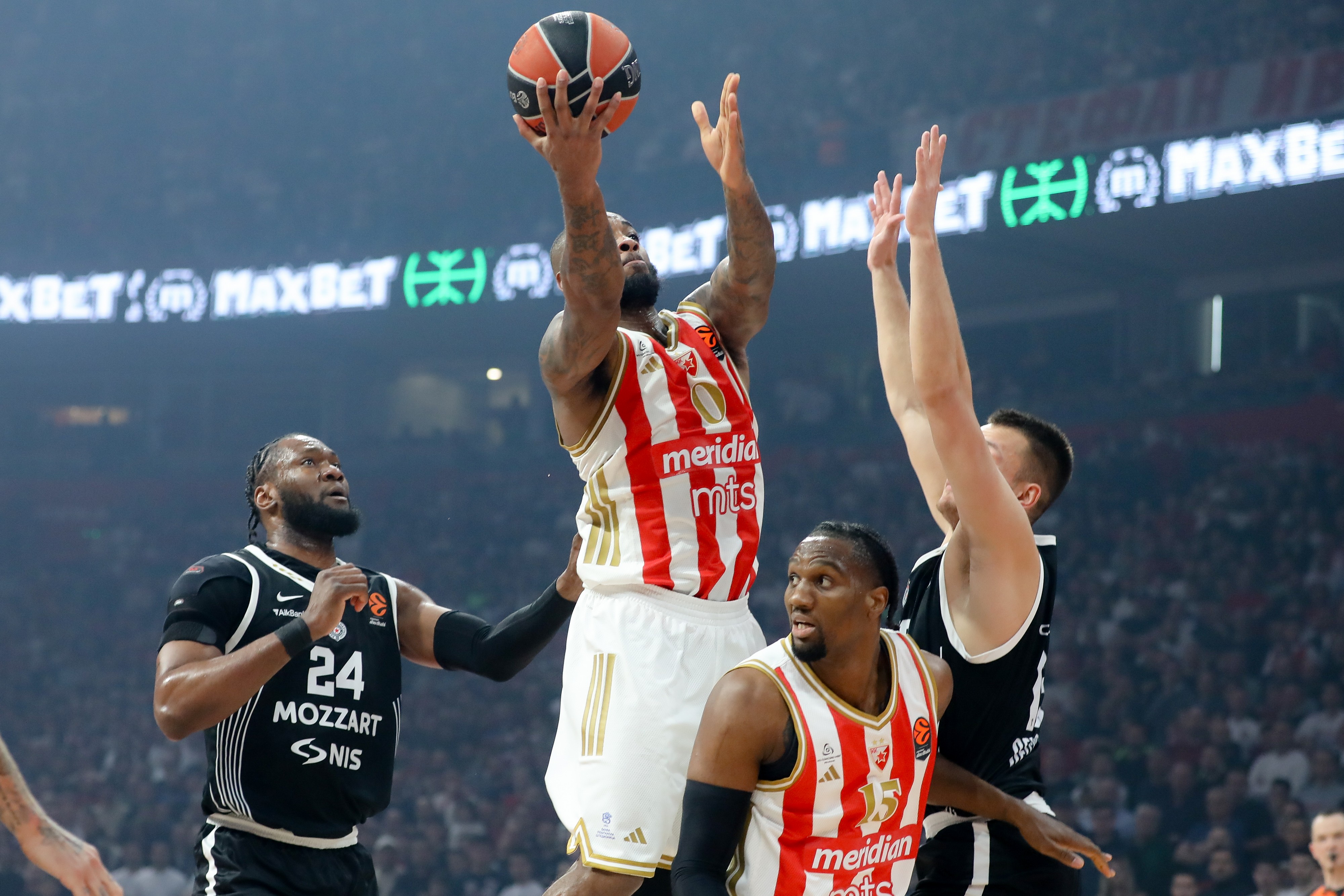 Doneta odluka o Evroligi za sledeću sezonu: Ovo su čekali svi navijači Zvezde i Partizana