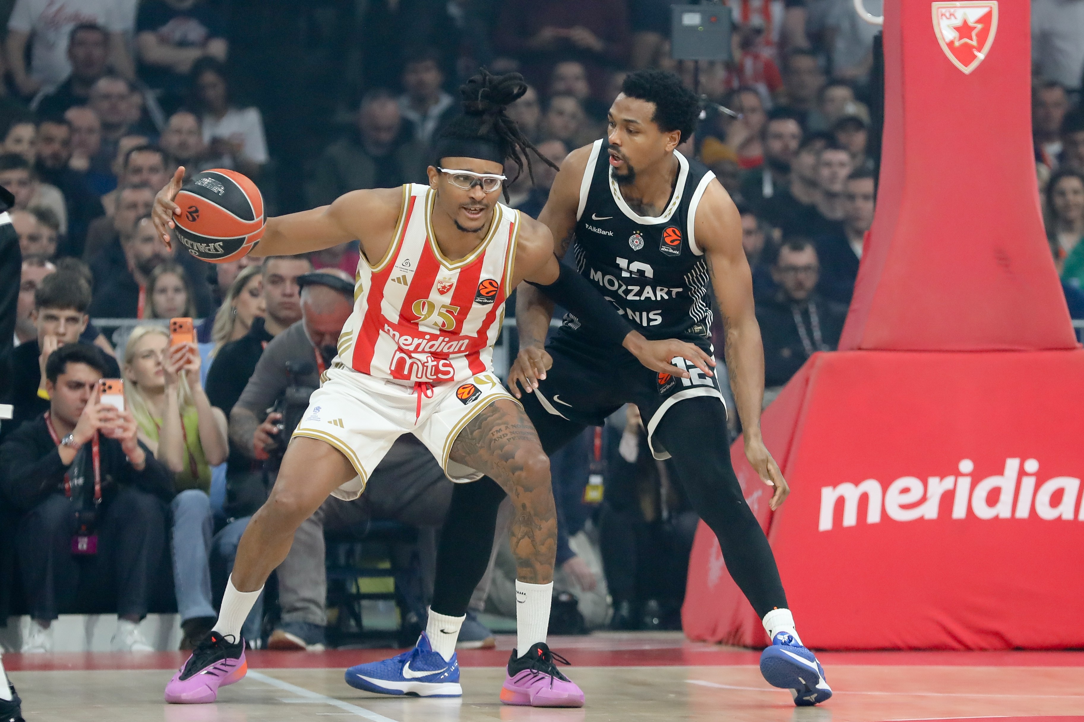 Drakonske kazne Evrolige za Zvezdu i Partizan, crveno-beli dobili katastrofalne vesti