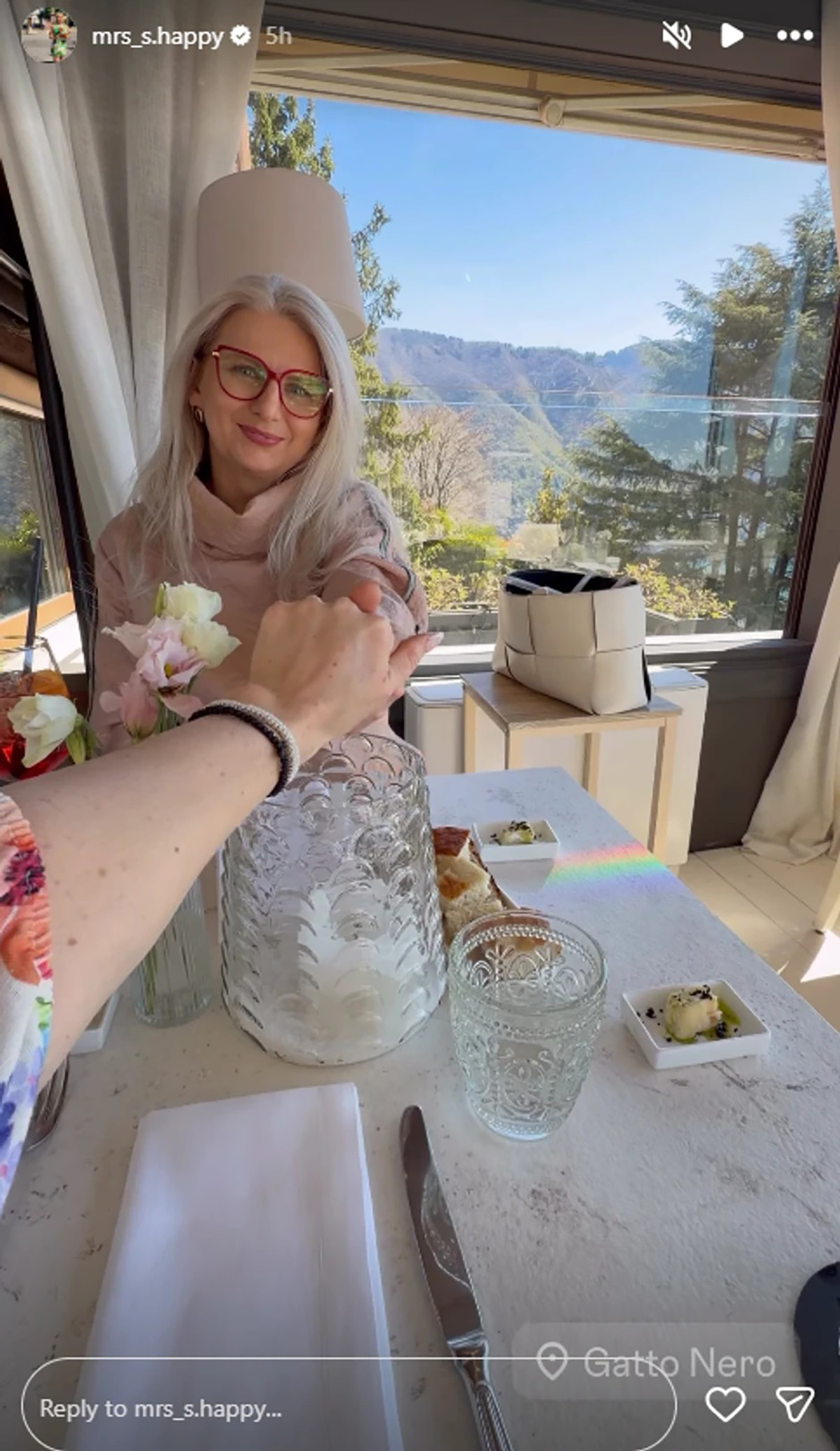 Bivša zadrugarka kupila skupocene stanove uz majčinu pomoć: Sada je pokazala nju i šta slave, oko njih luksuz