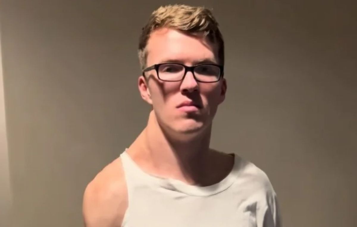 Trenirao je samo jednu ruku 300 dana - rezultat šokira i lekare: "Telo mu je potpuno izobličeno"