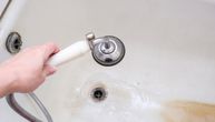 Uz ovaj jednostavan način nestaće svaka mrlja u kadi: Za 5 minuta blistaće kao nova