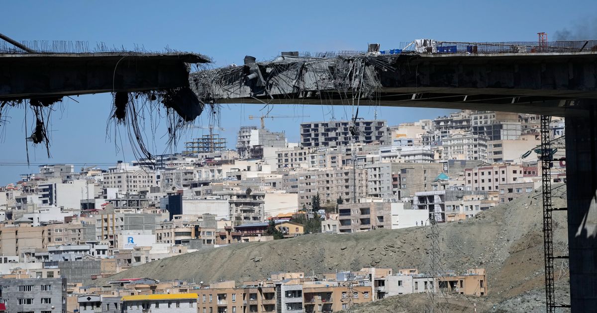 Pogledajte šta je ostalo od mosta u Iranu, čijim rušenjem se Tramp hvalio: Najavio i nove mete