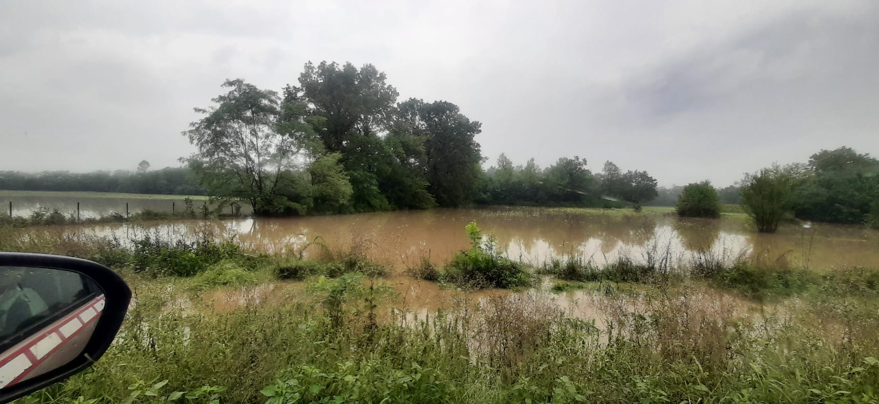 Vanredno i u Čačku! Povišen vodostaj reka već pravi haos: Situacija se prati iz minuta u minut