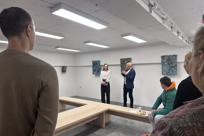 Otvorena izložba „Kora / Struktura” u Studentskoj galeriji Fakulteta savremenih umetnosti