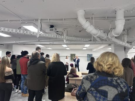 Otvorena izložba „Kora / Struktura” u Studentskoj galeriji Fakulteta savremenih umetnosti