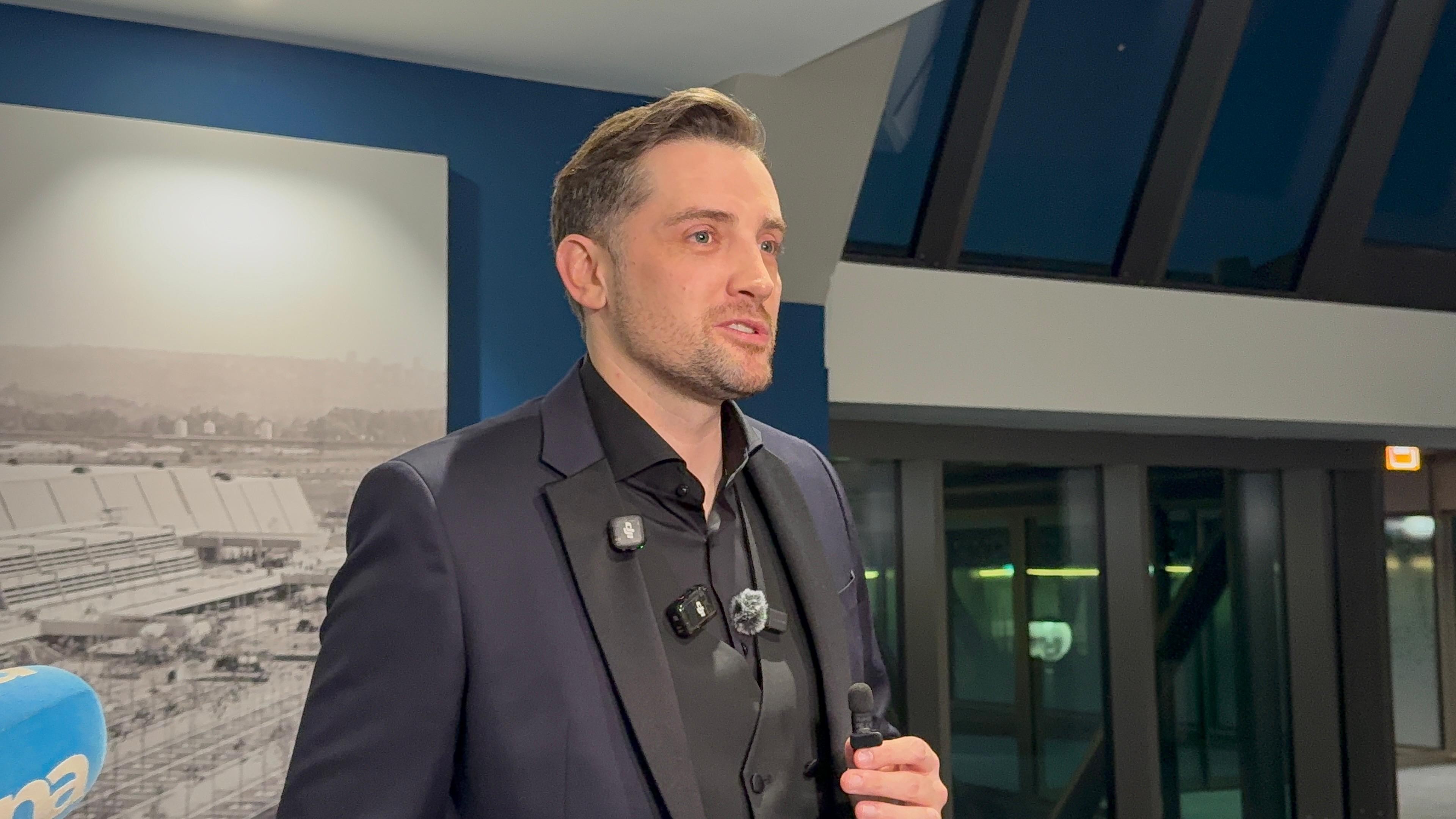 "Planiramo tajno venčanje!" Mirza Selimović o verenici, kolegama, pa spomenuo Novaka Đokovića: "Lep primer"