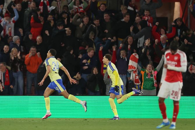 FK Sautempton - FK Arsenal