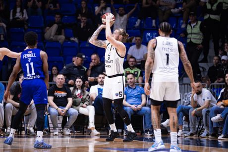 KK Budućnost - KK Partizan