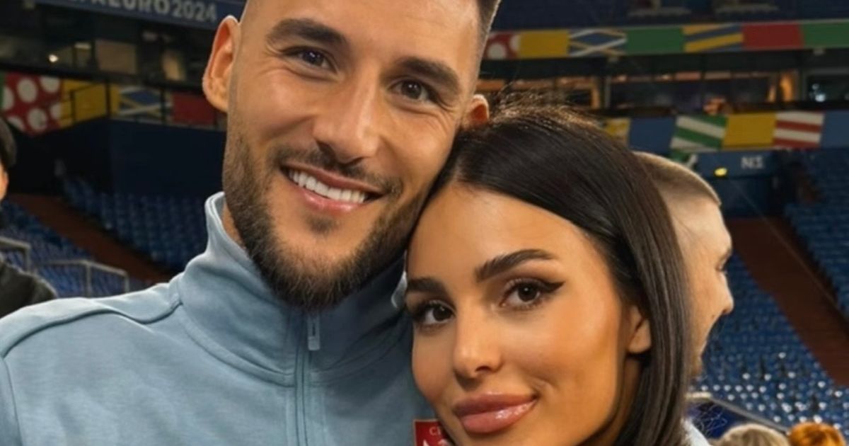 "I am blessed..." Anastasija shared a post, addressed Gudelj: The footballer hugs her, she shines with happiness