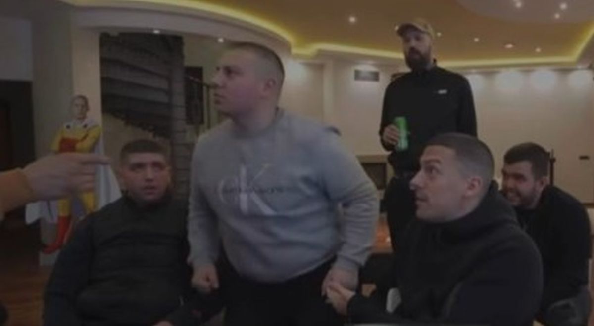 "Zvaću policiju" Drama u kući Baka Praseta, nastao haos zbog Marka: Zaleteo se na njega!