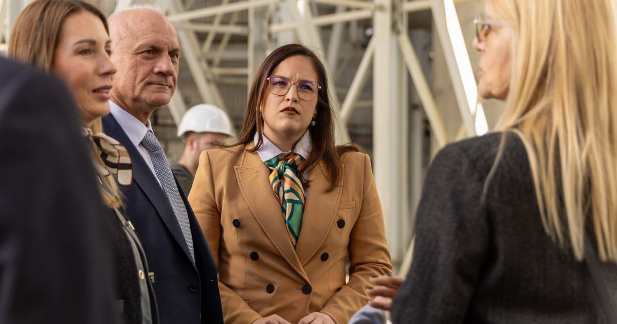 Pavkov: Postaljeni novi ekološki standardi u Termoelektrani 