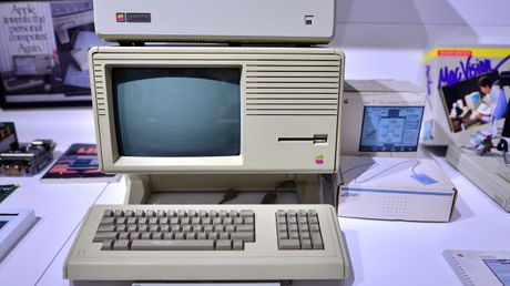 Apple, Apple Lisa računar