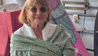 Od prodaje knjiga ne zarađuje, otvorila profil na sajtu za odrasle: Srpska književnica (66) donela odluku